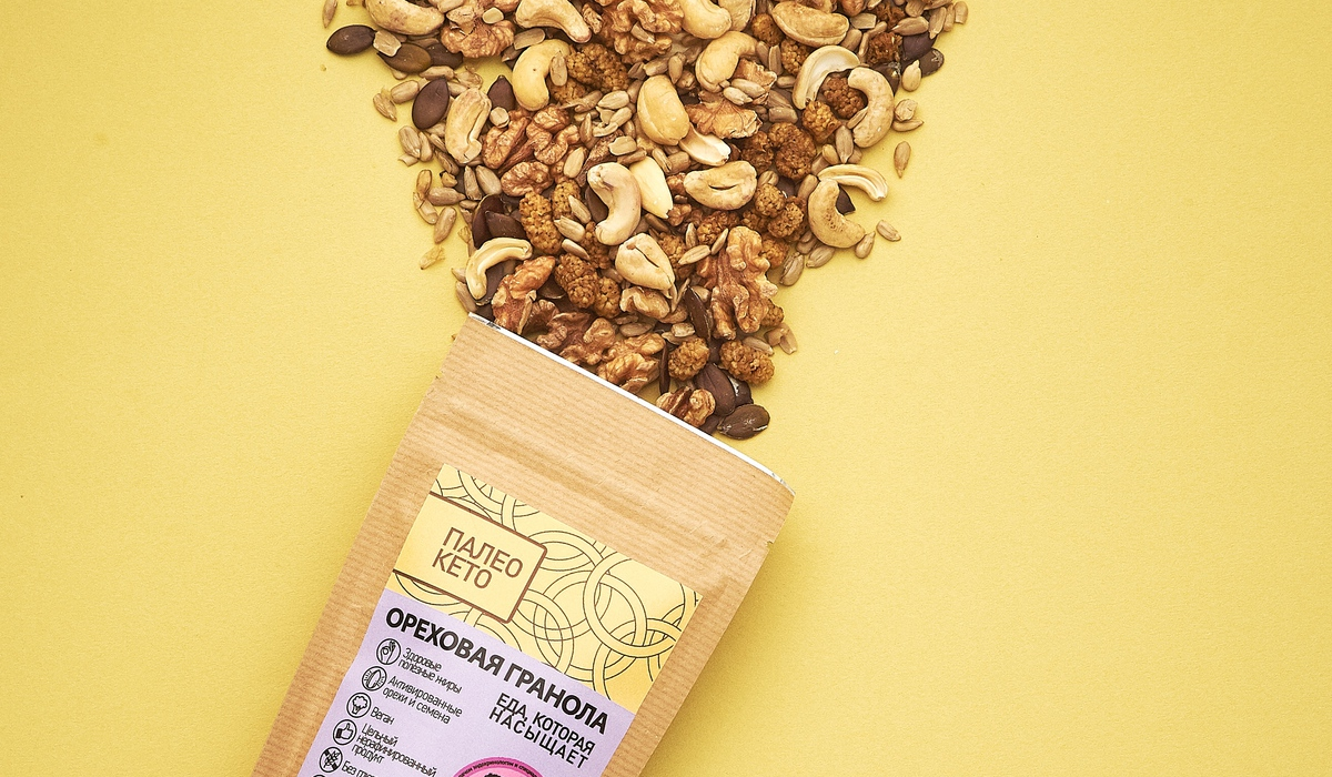 Палео гранола с шелковицей